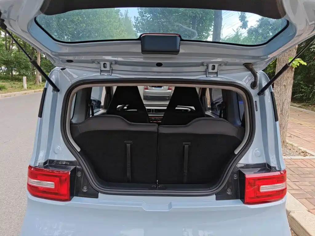 Wuling MINIEV — миниатюра 19