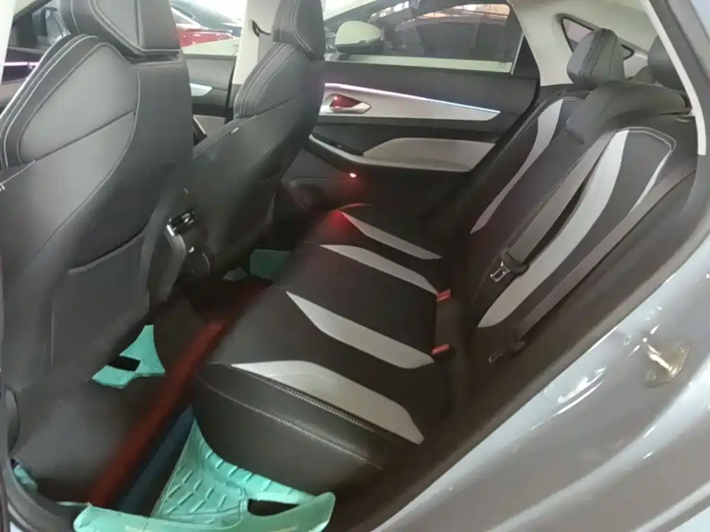 Geely Binrui — миниатюра 17
