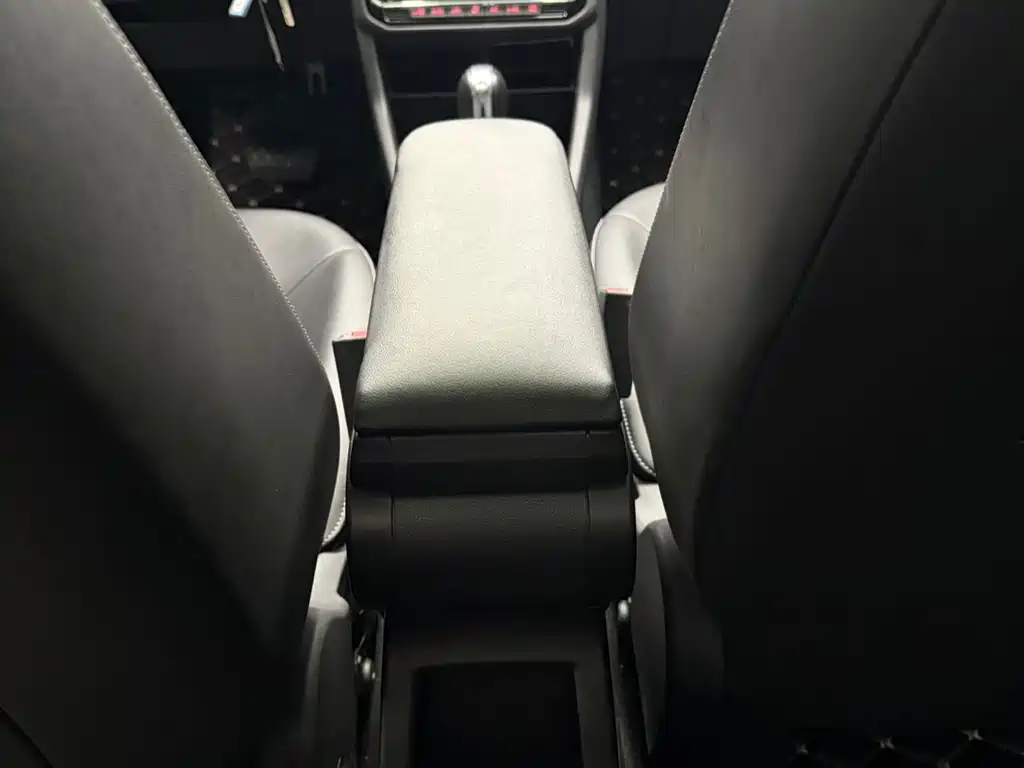 Jetta VA3 1.5L Auto Glory Edition, фото 14