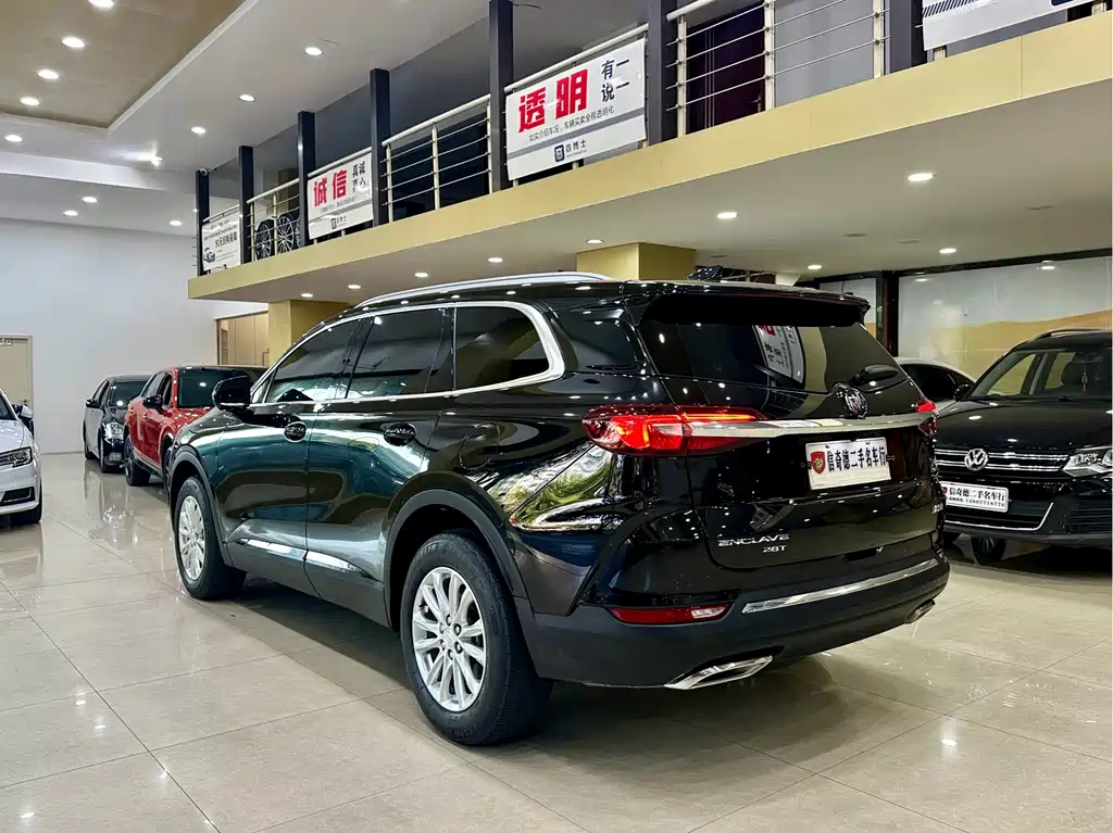 Buick Enclave — миниатюра 7