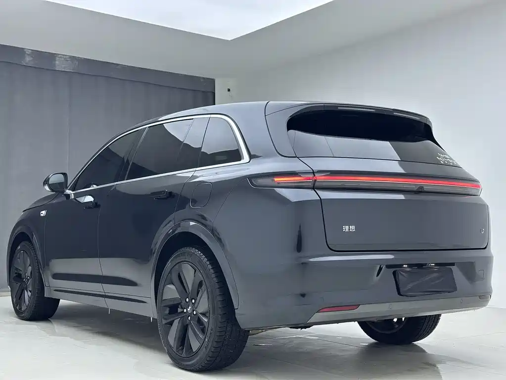 Li Auto IDEAL L7
