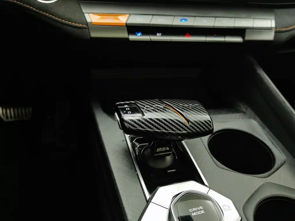 Changan UNI-V — миниатюра 13