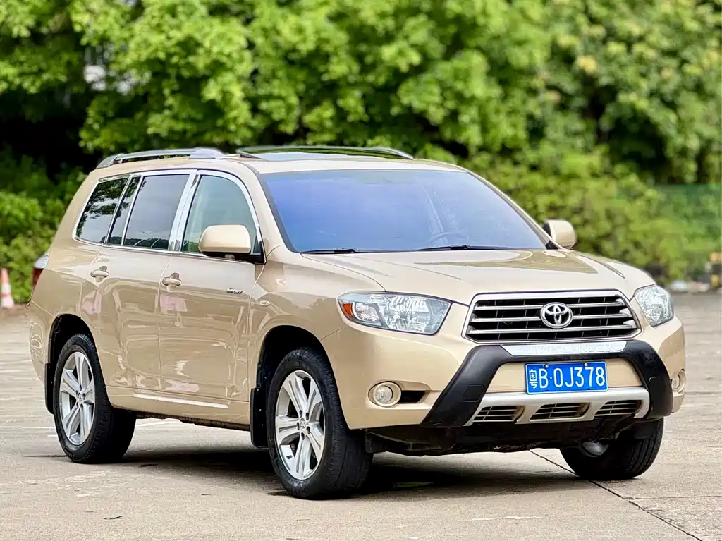 Toyota Highlander (Import) — миниатюра 3