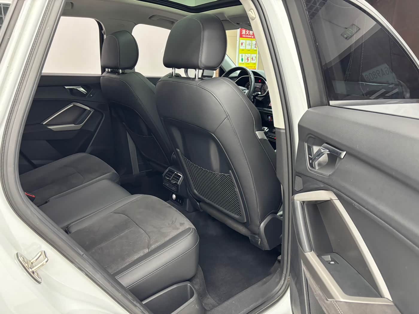 Audi Q3 1.4 л 2022 г. Белый, пробег 37000 км