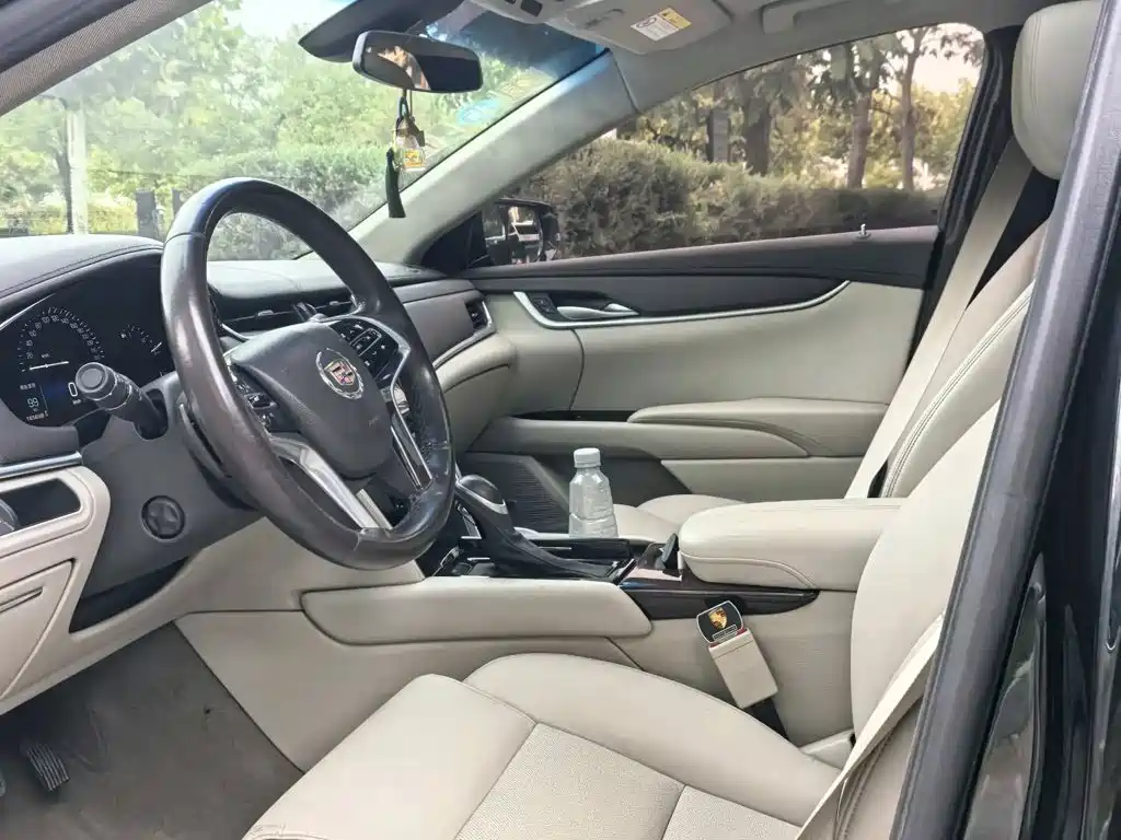 Cadillac XTS — миниатюра 4