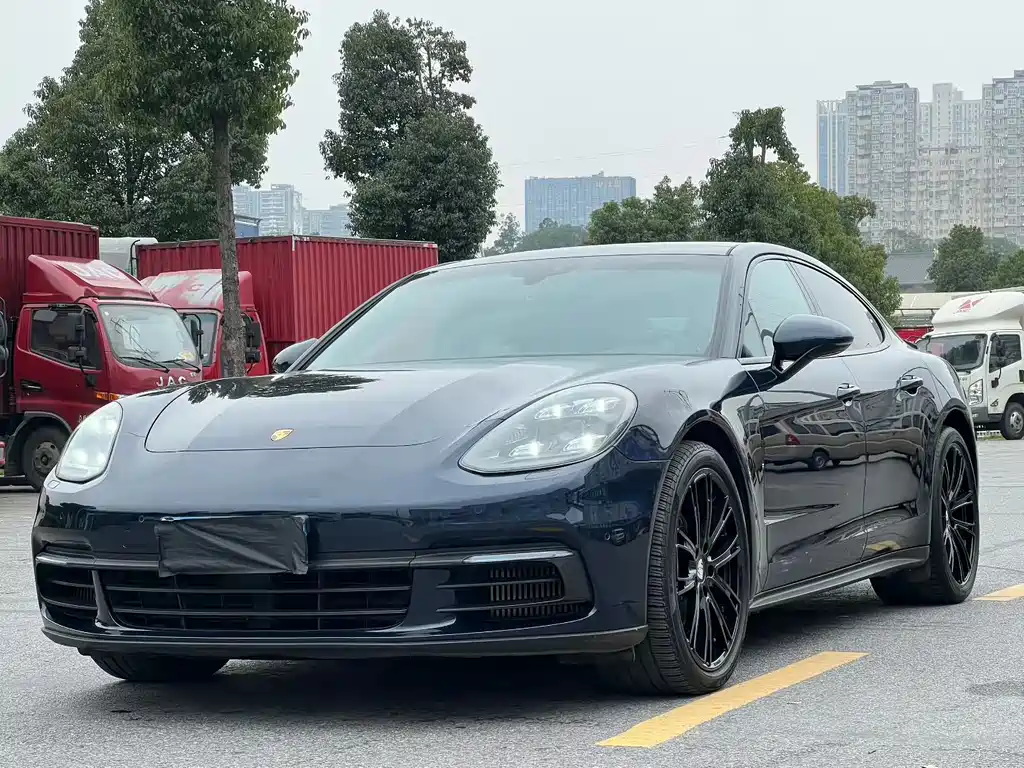 Porsche Panamera 2019