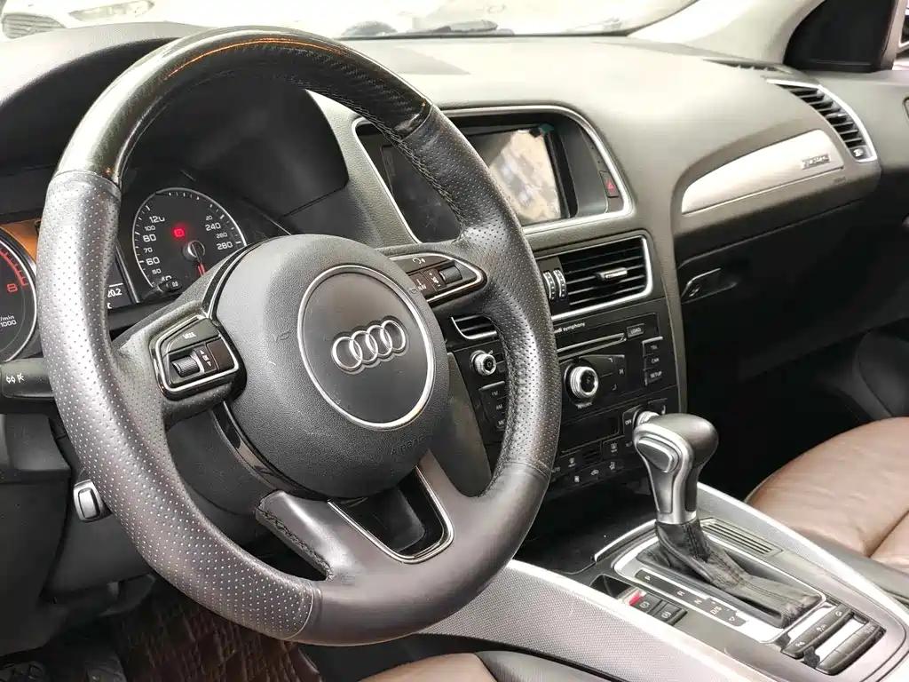 Audi Q5 — миниатюра 7