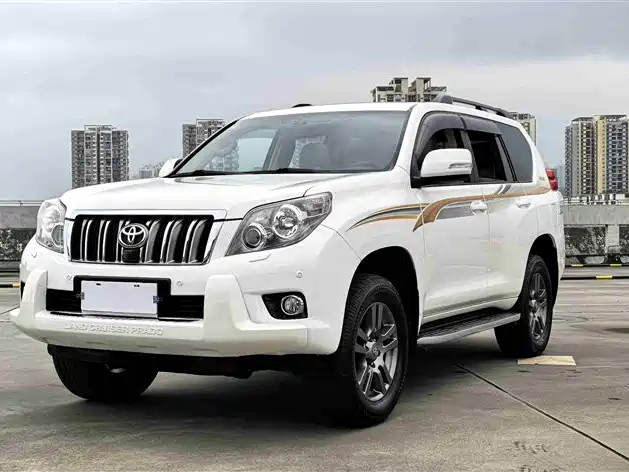 Toyota Land Cruiser Prado 2010 4.0L AT VX NAVI