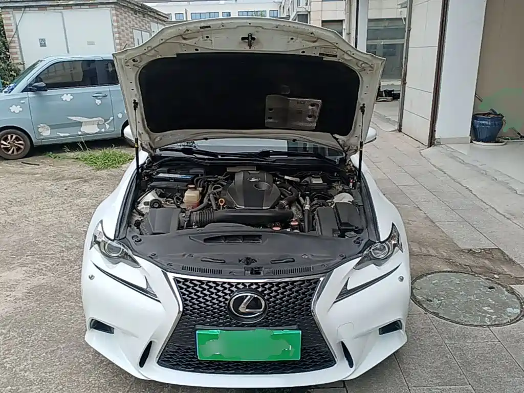 Lexus IS — миниатюра 20