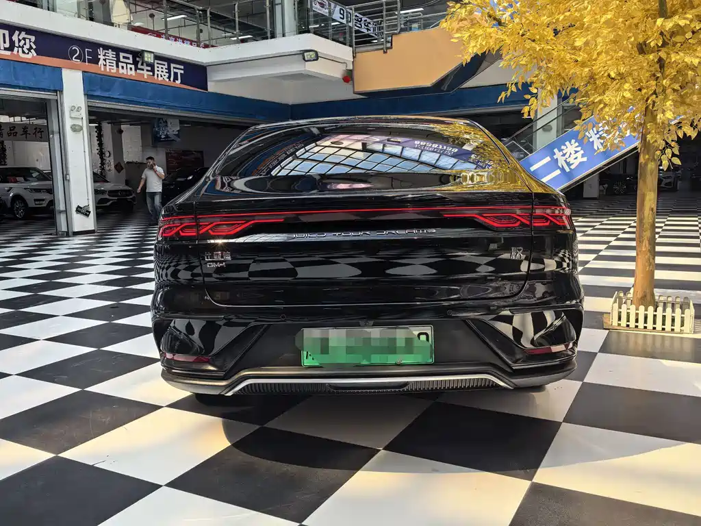 BYD Han — миниатюра 8