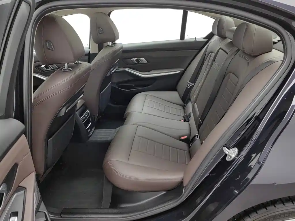 BMW 3 Series — миниатюра 15