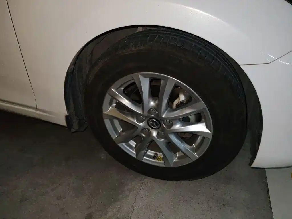 Mazda 3 Axela — миниатюра 24