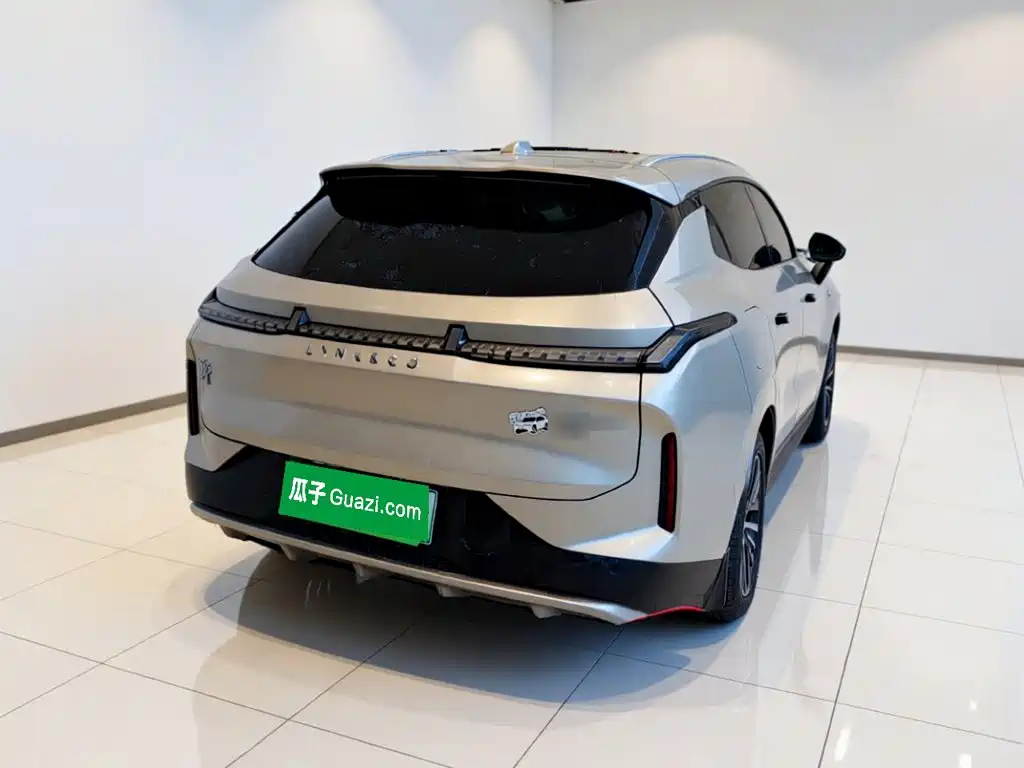 Lynk & Co 08 EM-P — миниатюра 4