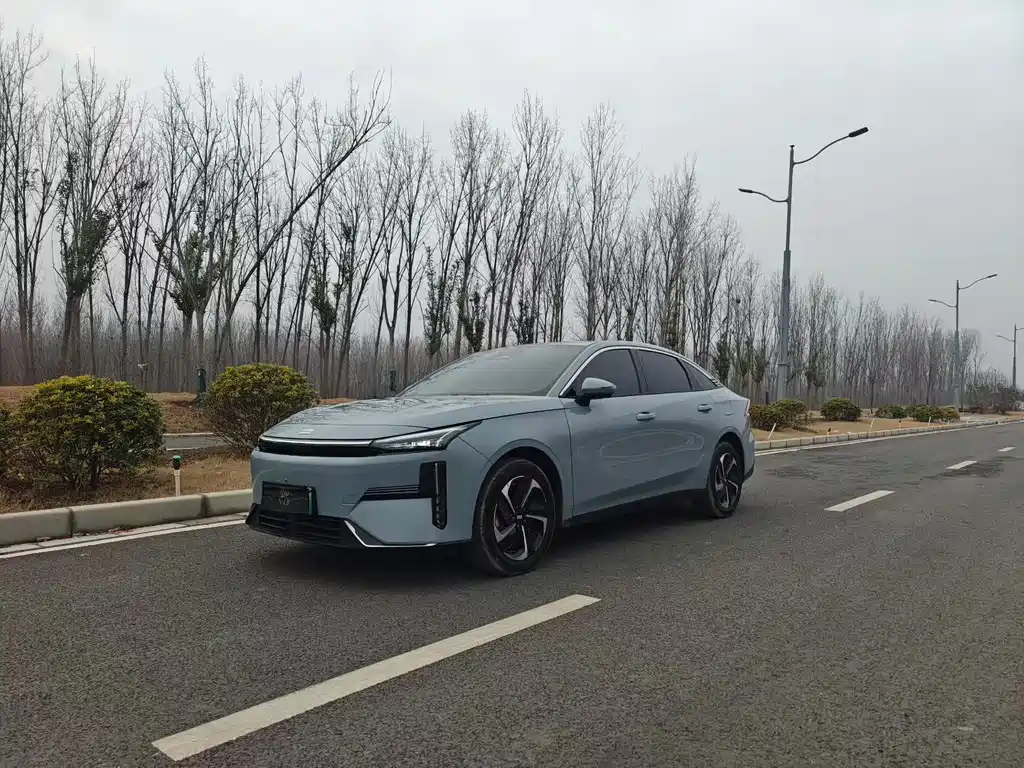 GEELY GALAXY GALAXY L6