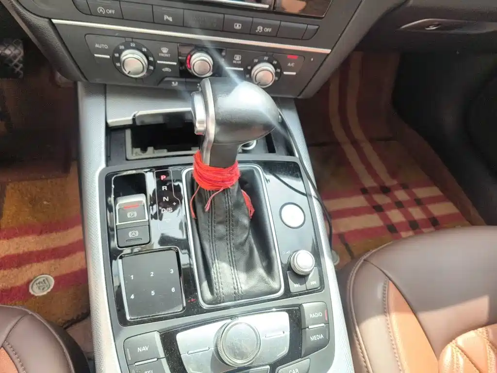 Audi A6L — миниатюра 10