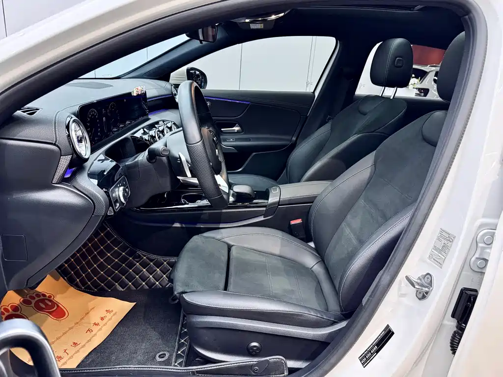 MERCEDES-BENZ A CLASS