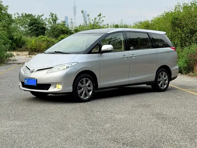 TOYOTA PREVIA 2017