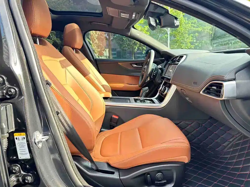 Jaguar XEL — миниатюра 8