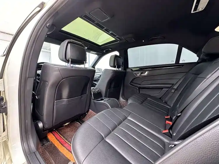 Mercedes-Benz E-Class — миниатюра 26