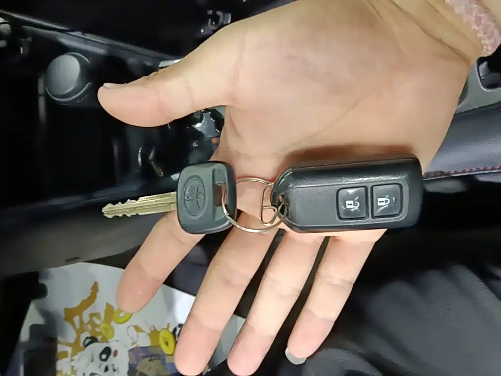 Toyota Yaris L — миниатюра 9