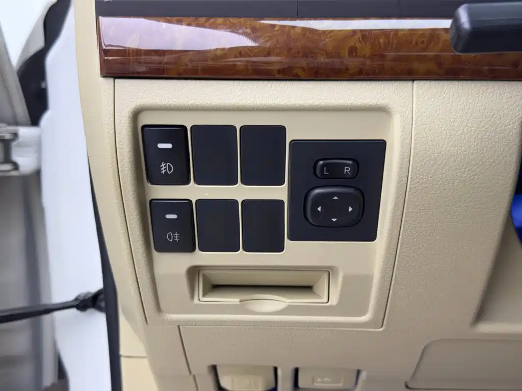 Toyota Land Cruiser — миниатюра 18