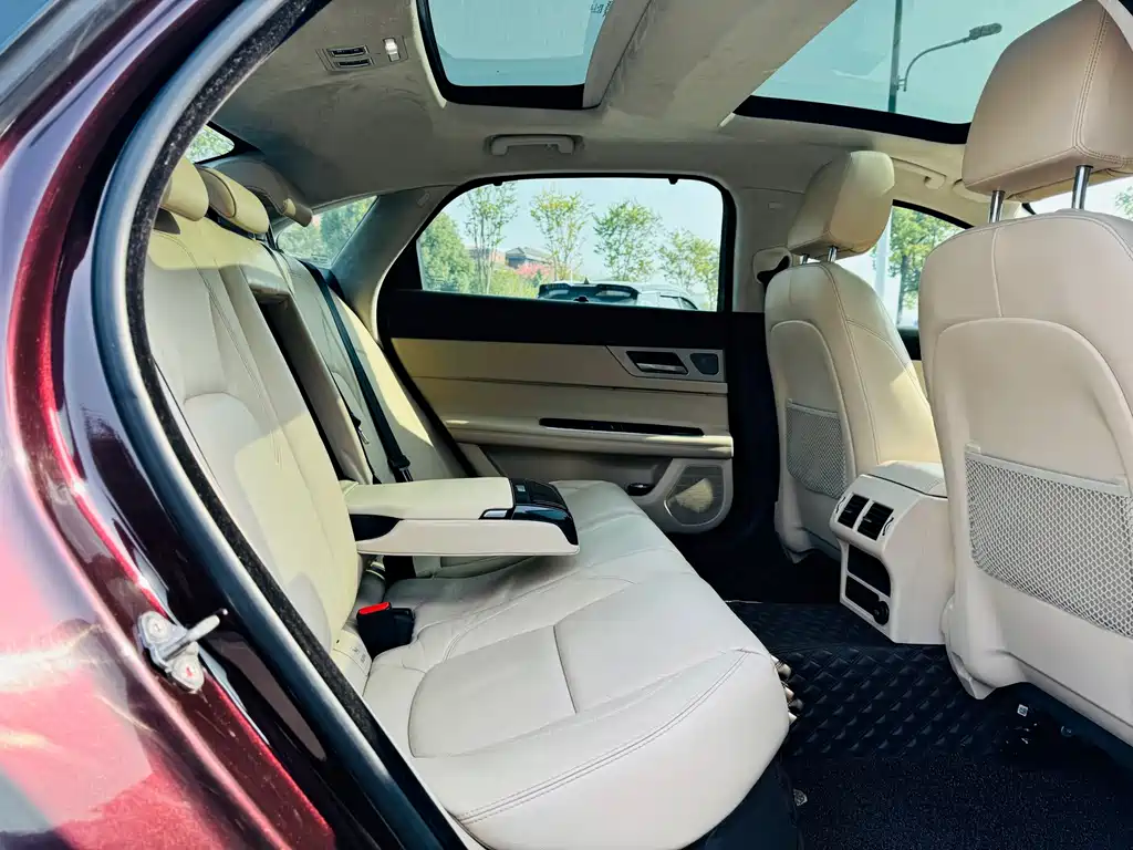 Jaguar XFL XFL 2.0T 200PS Elite Edition, фото 6
