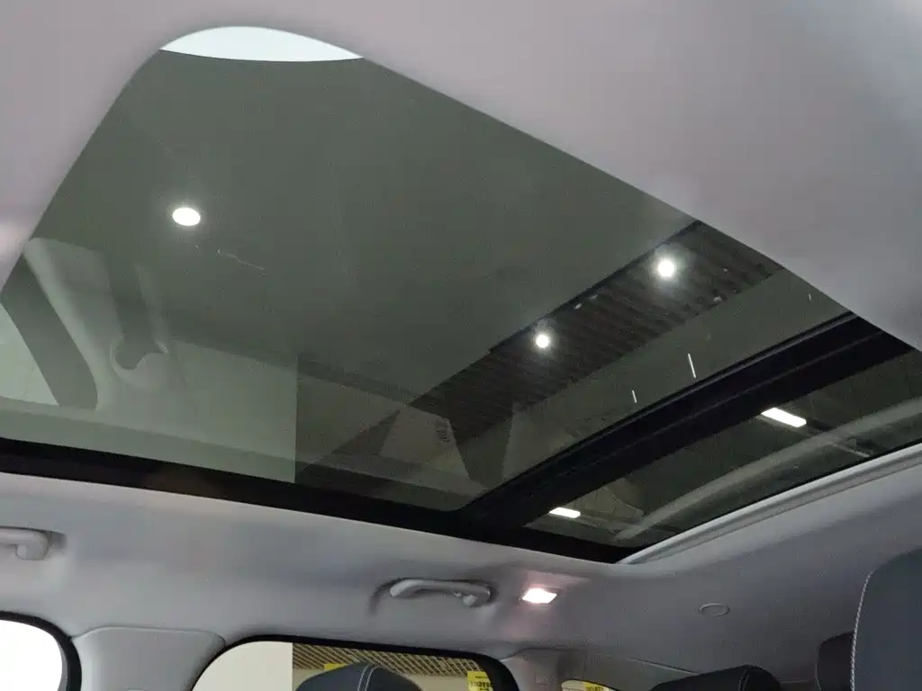 Land Rover Velar 250PS, фото 15