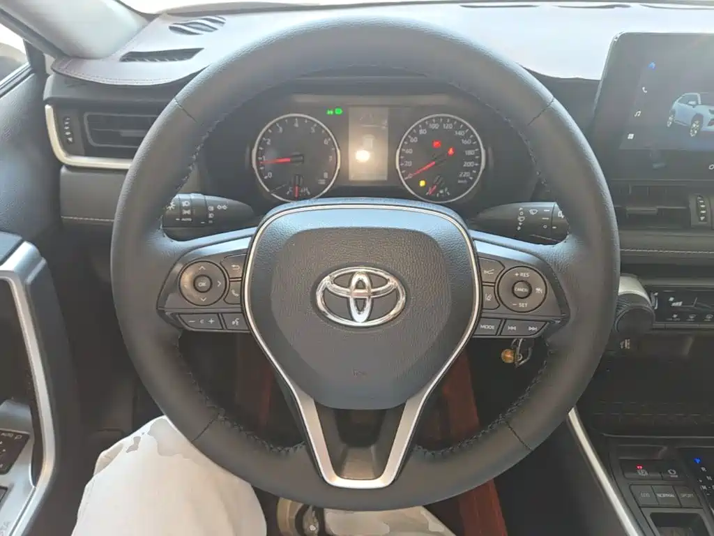 Toyota Wildlander — миниатюра 11