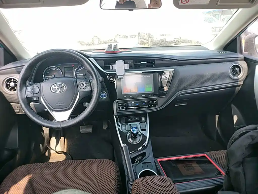 Toyota Levin Twin Engine E+ — миниатюра 10