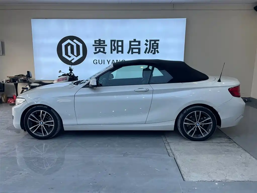 BMW 2 SERIES