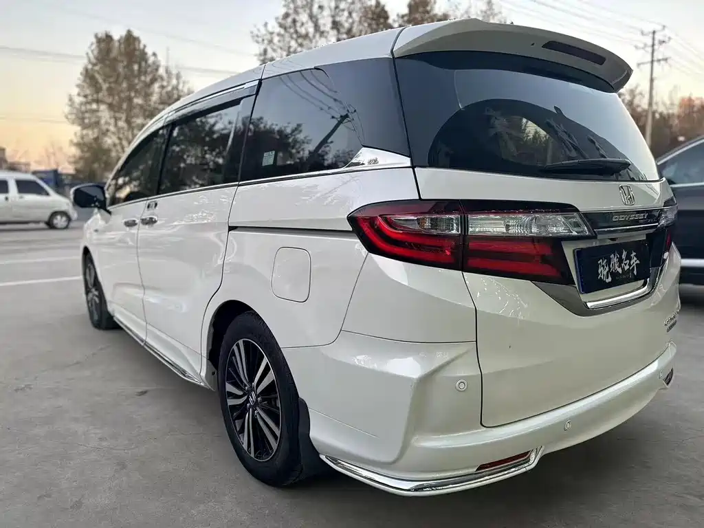 Honda Odyssey — миниатюра 9