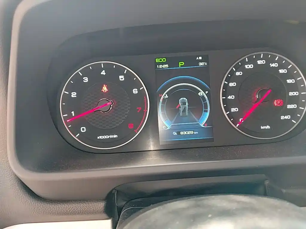 BYD Tang — миниатюра 12