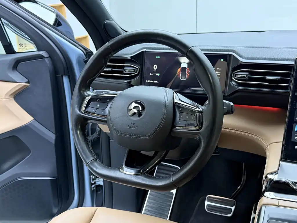 NIO ES6 — миниатюра 7