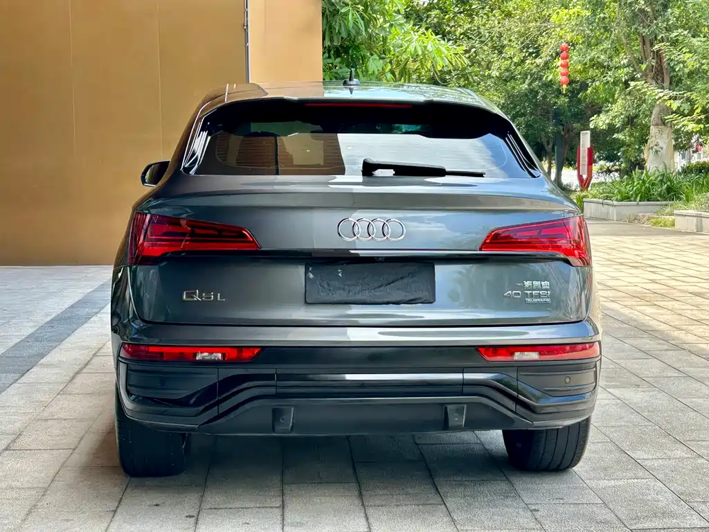 Audi Q5L Sportback — миниатюра 5