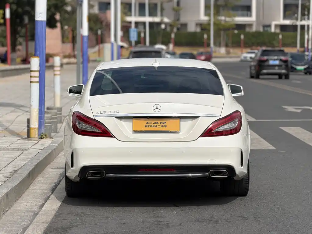 MERCEDES-BENZ CLS