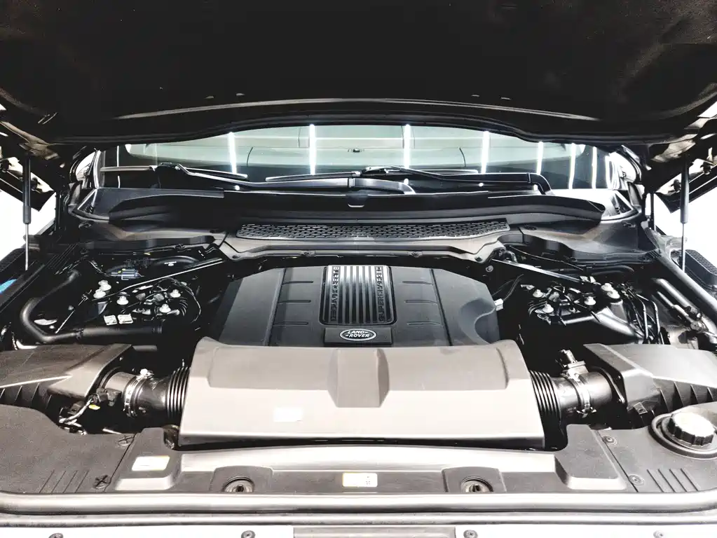 Land Rover Range Rover — миниатюра 15