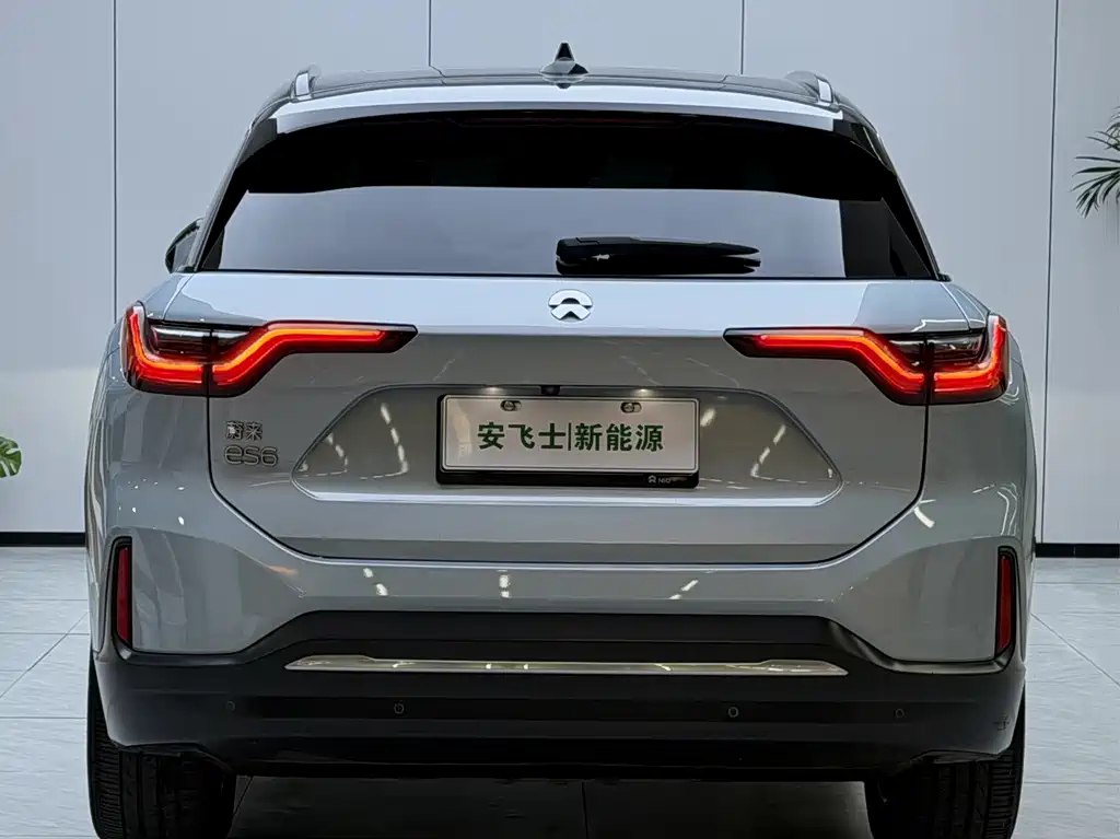 NIO ES6 — миниатюра 15