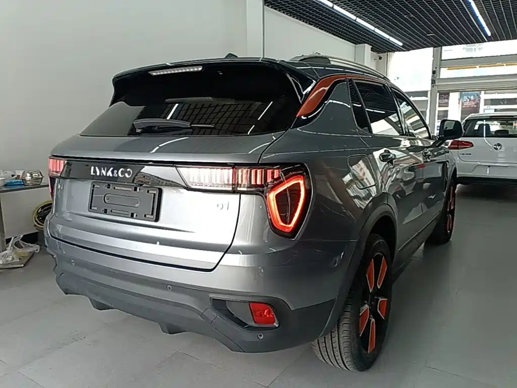 Lynk & Co 01 — миниатюра 7
