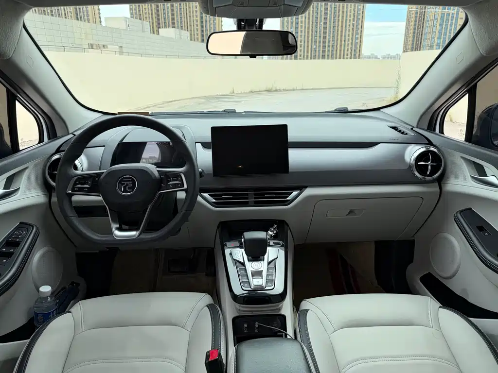 BYD Yuan Pro — миниатюра 8