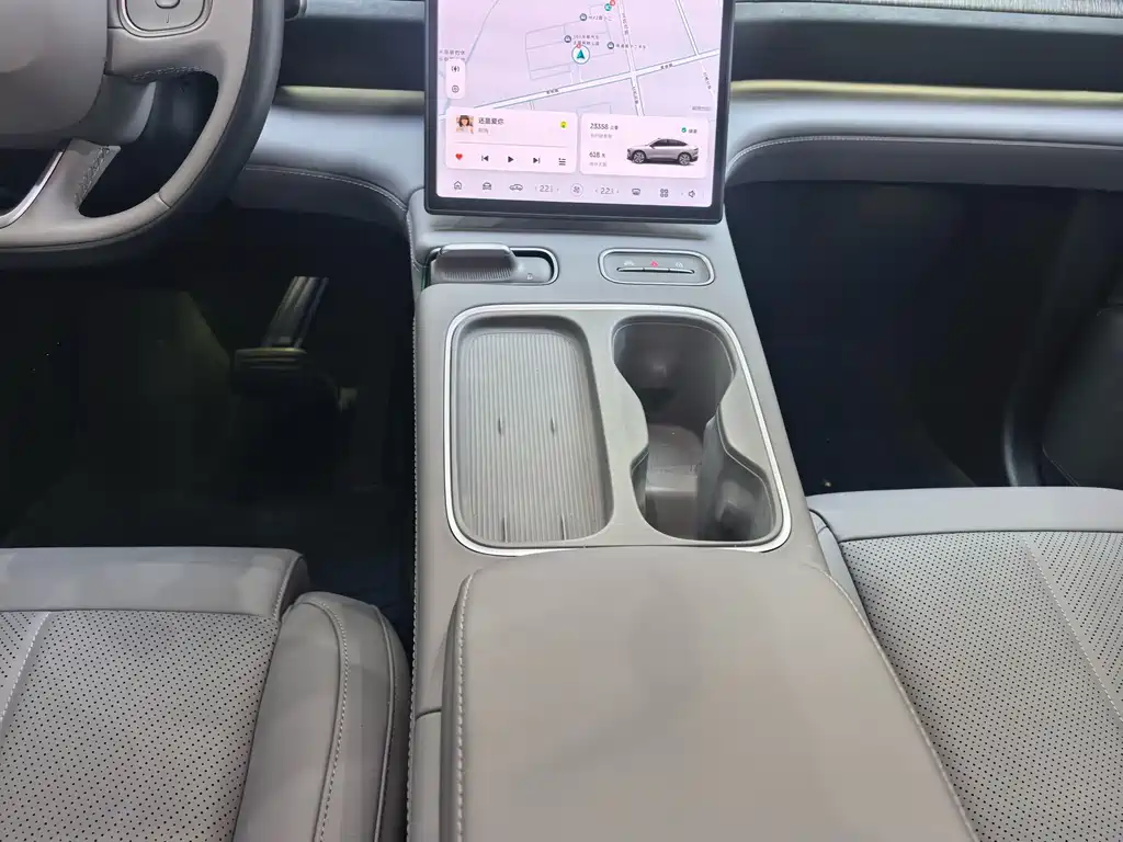 NIO EC6 — миниатюра 11