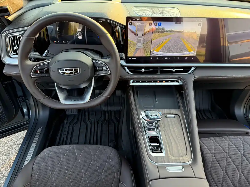Geely Xingyue L Oriental Brilliance 2.0TD Auto Moon Gaze Edition, фото 12
