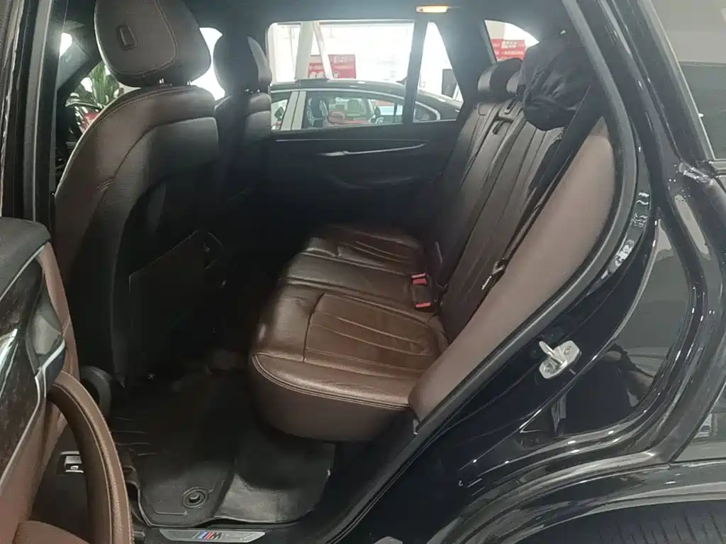 BMW X5 (Import) — миниатюра 17