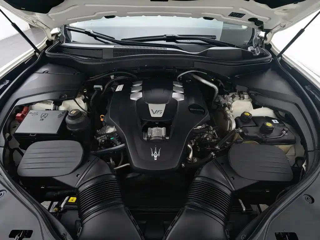 Maserati Levante — миниатюра 7