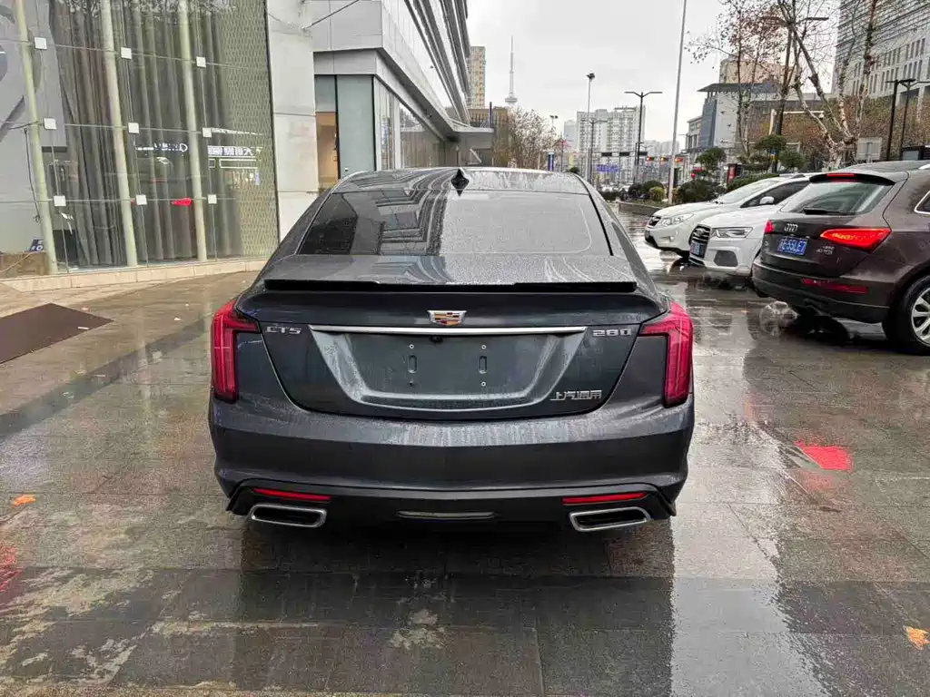 CADILLAC CT5
