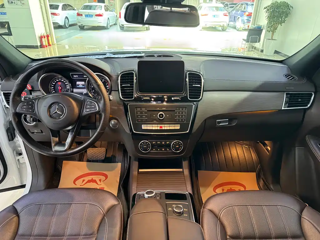 MERCEDES-BENZ GLE