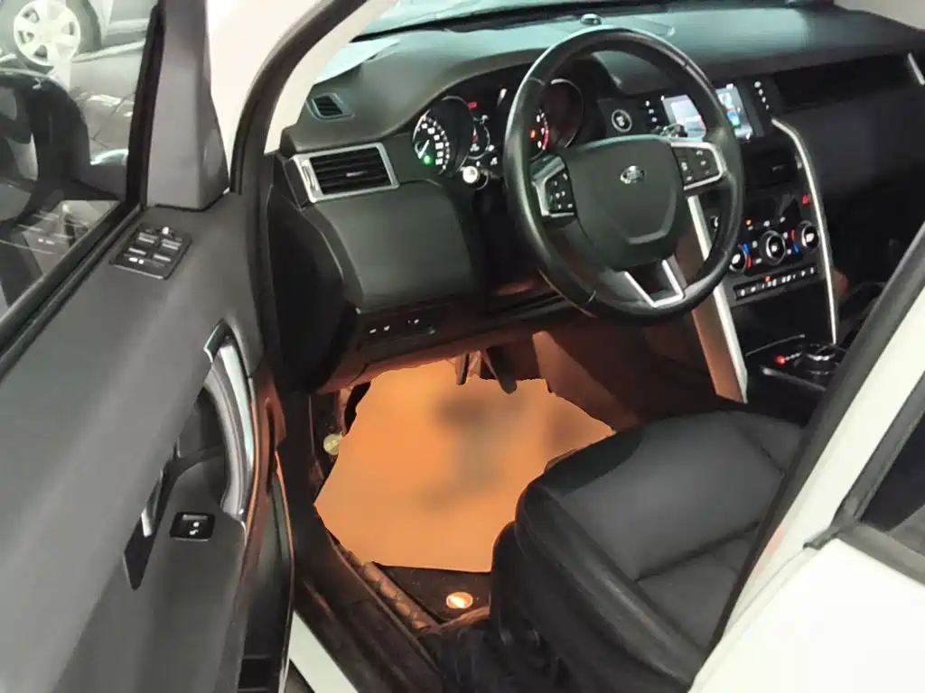Land Rover Discovery Sport — миниатюра 16