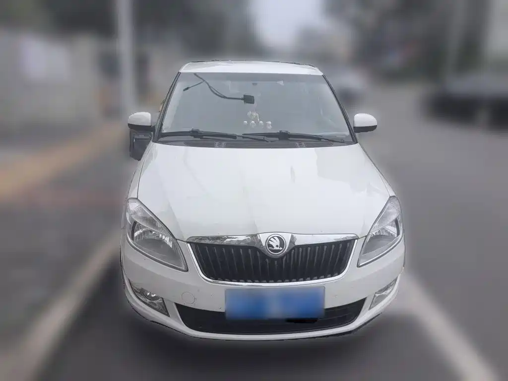 Skoda Fabia — миниатюра 2