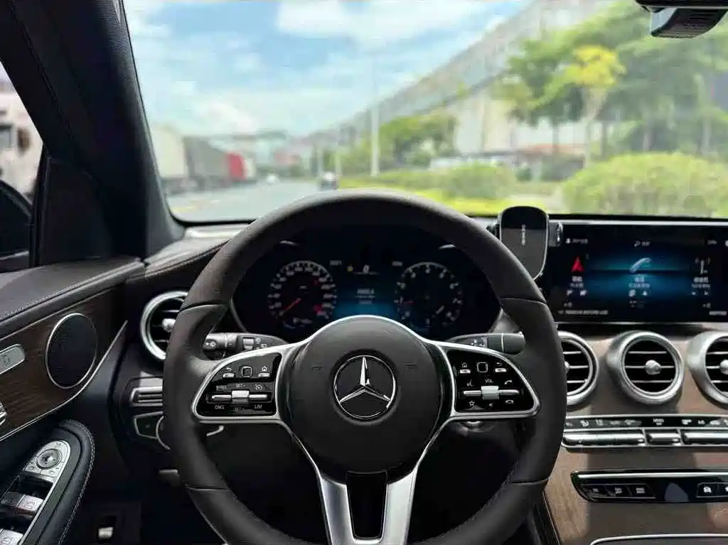 Mercedes-Benz GLC — миниатюра 7