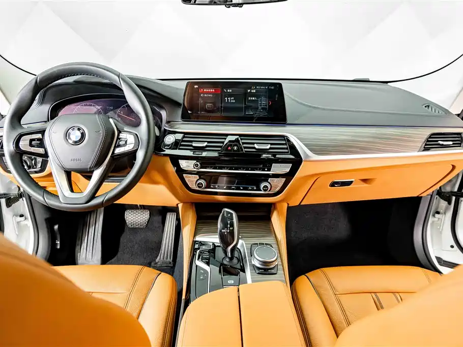BMW 6 Series GT — миниатюра 11