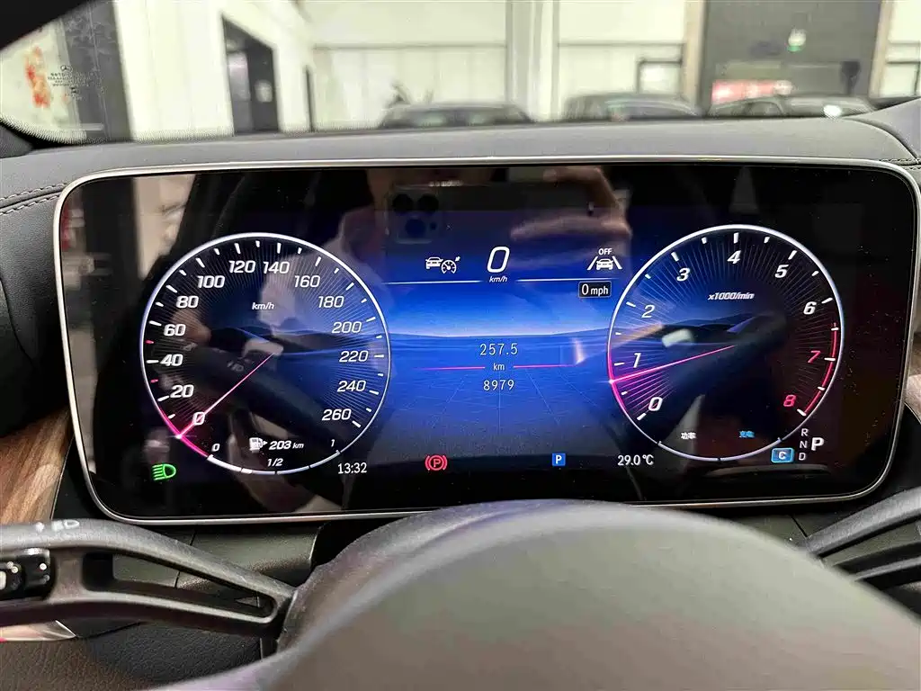 Mercedes-Benz GLC — миниатюра 11